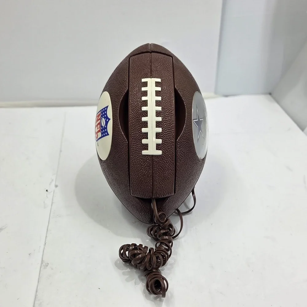 VINTAGE COLUMBIA TEL-COM MODEL NFL-28‎ FOOTBALL SHAPE CORDED TELEPHONE Cowboys